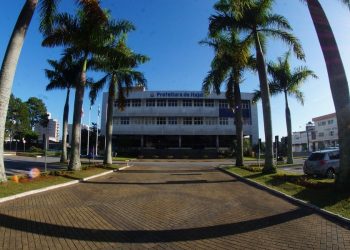 Concursos públicos em Itajaí ofertam 42 vagas com salários de até R$ 25 mil; veja cargos